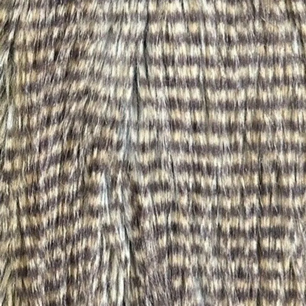 Twelfth Street Faux Fur Vest  Boho Luxe Aspen Chic Mob Wife Western Glam Medium‎